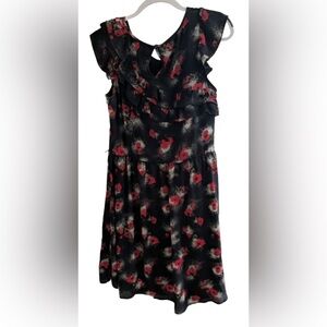 Chic Floral Mini Dress – Size US 12